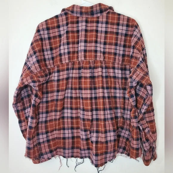 Anthropologie Pilcro Cropped Plaid Flannel Raw Hems Size Small High-Low - Picture 8 of 11
